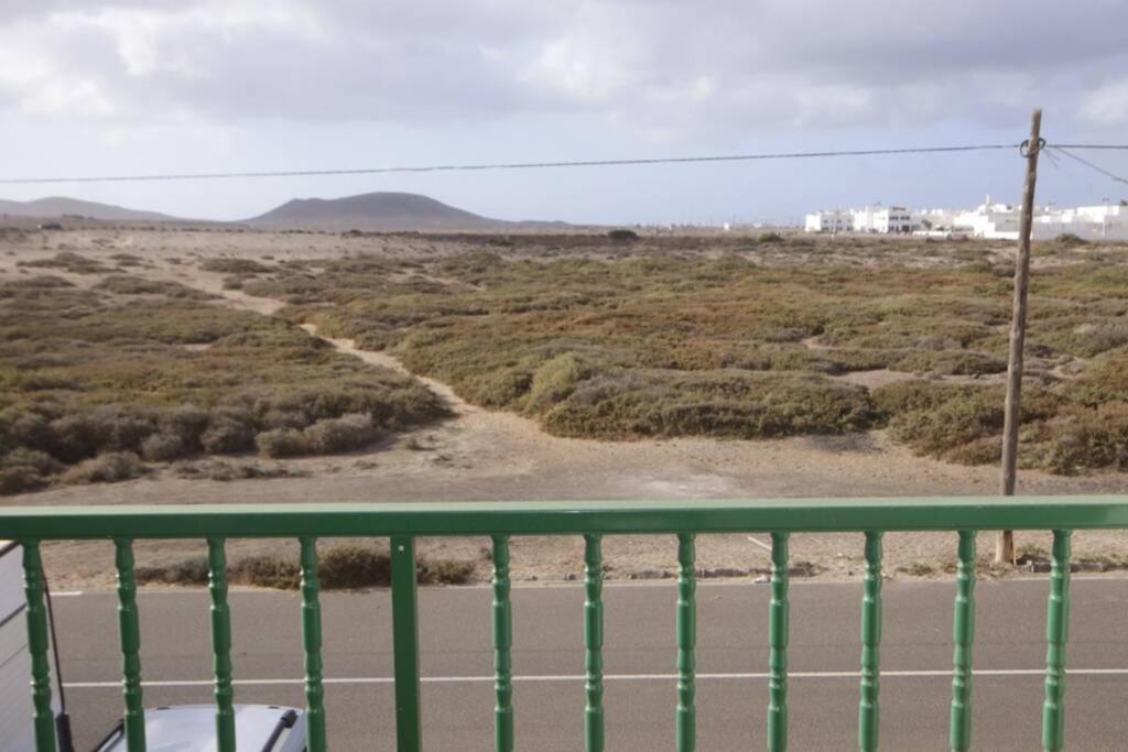 Apartamento La Ubilla Famara Eksteriør bilde